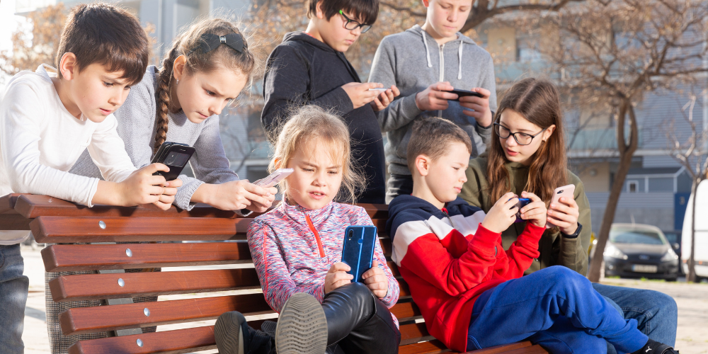Çocuklar Telefonu Neden Bu Kadar Çok Seviyor